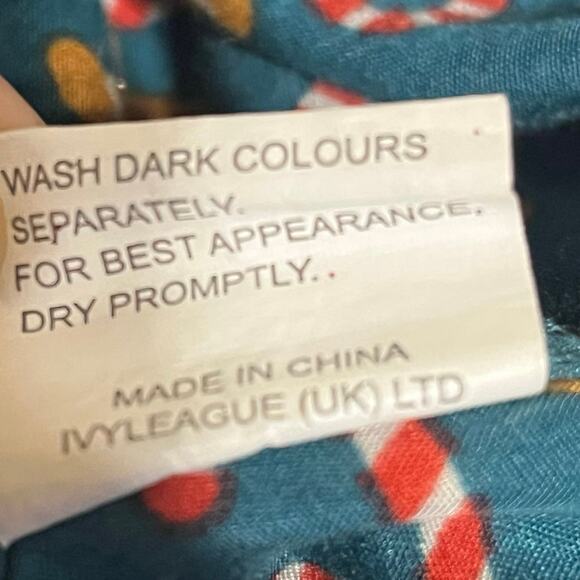 Simon Banks Green Gingerbread With Candy Canes Button Down Shirt-Mens Size Small - Picture 5 of 7